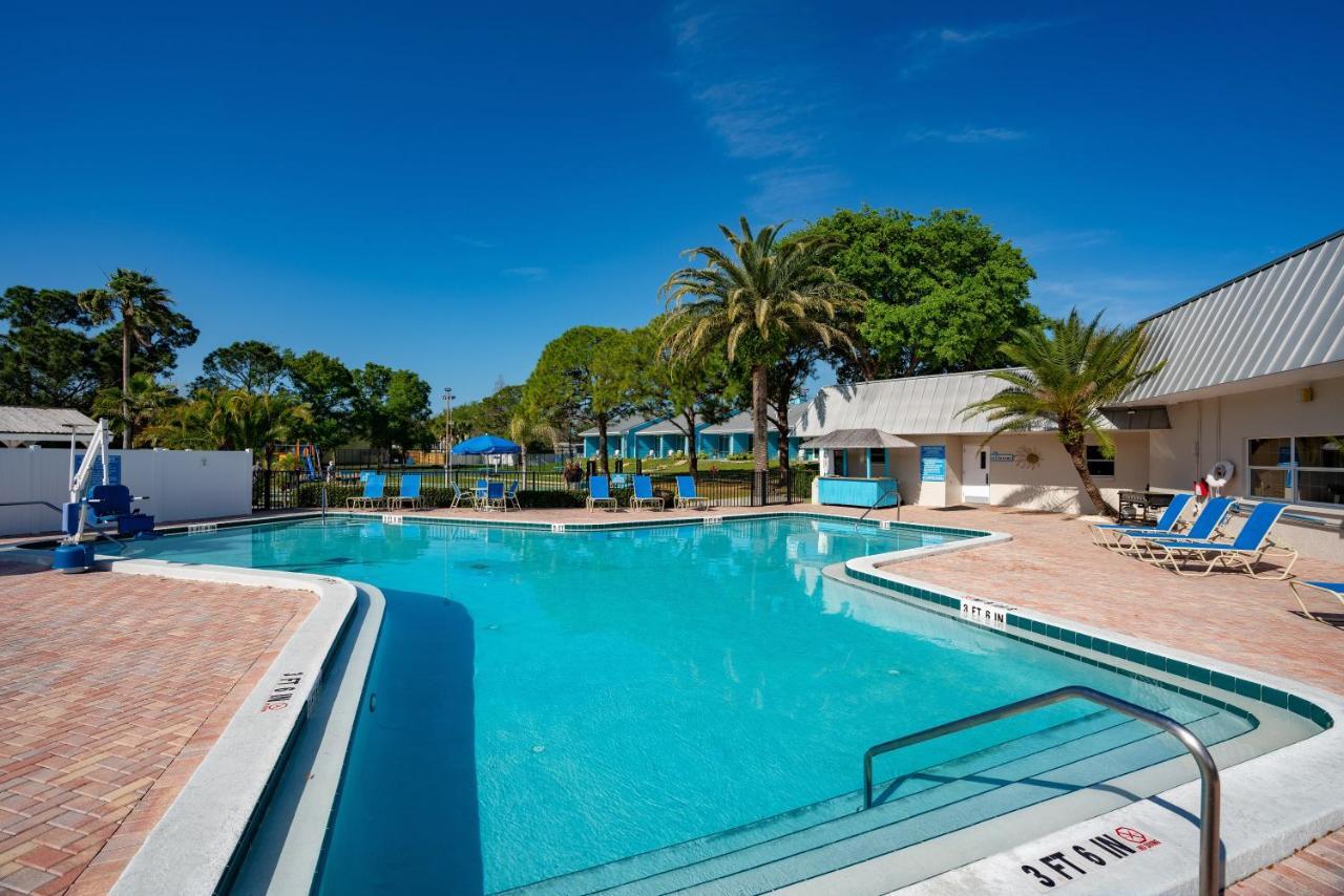 Dunedin RV Resort&Blue Moon Inn Exterior foto
